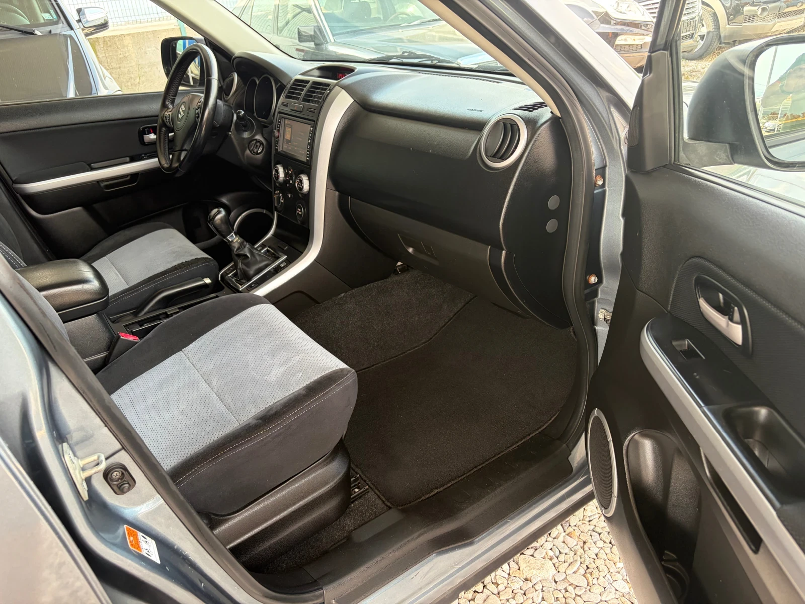 Suzuki Grand vitara 1.9 D NAVI, снимка 5 - Автомобили и джипове - 54516898