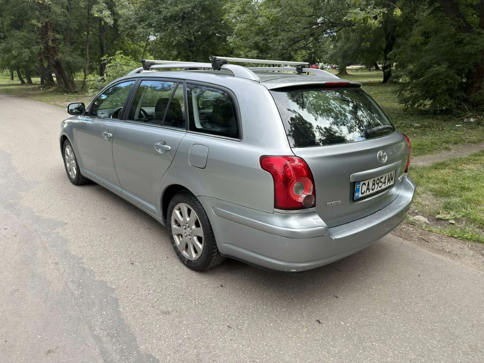 Toyota Avensis, снимка 6 - Автомобили и джипове - 54946132