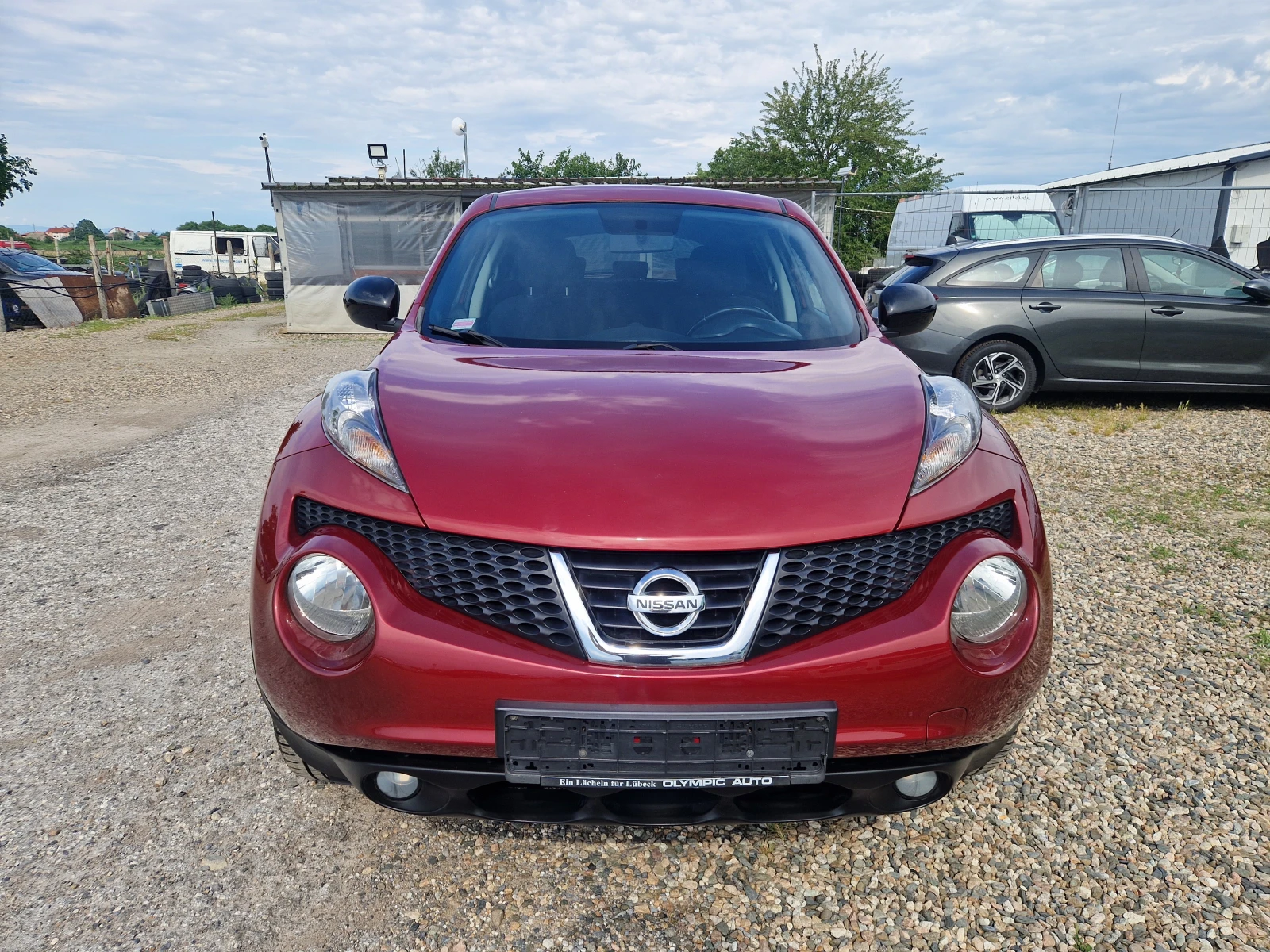 Nissan Juke 1.6i JUKE N-TEC, снимка 2 - Автомобили и джипове - 54995542