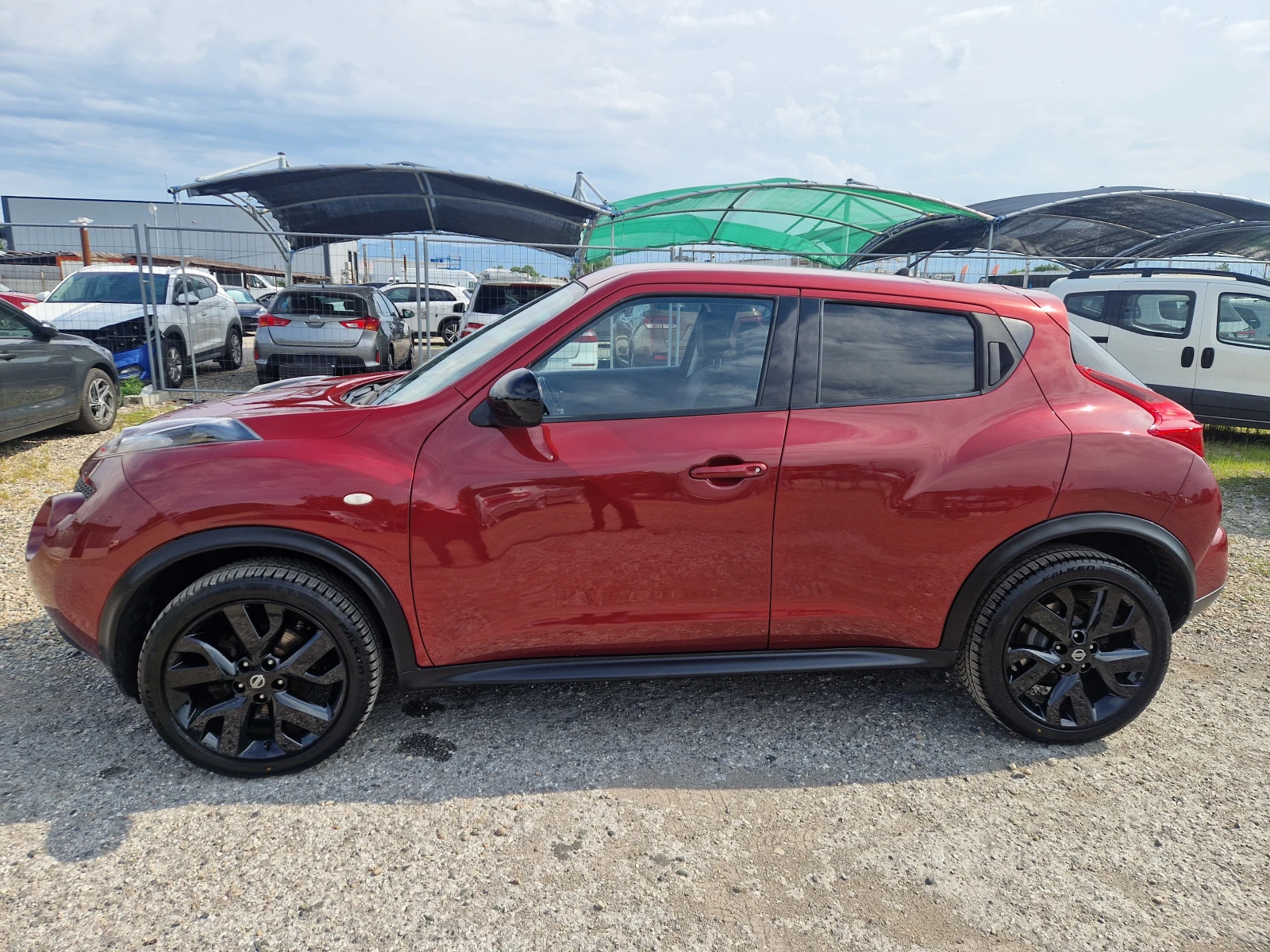 Nissan Juke 1.6i JUKE N-TEC, снимка 8 - Автомобили и джипове - 54995542