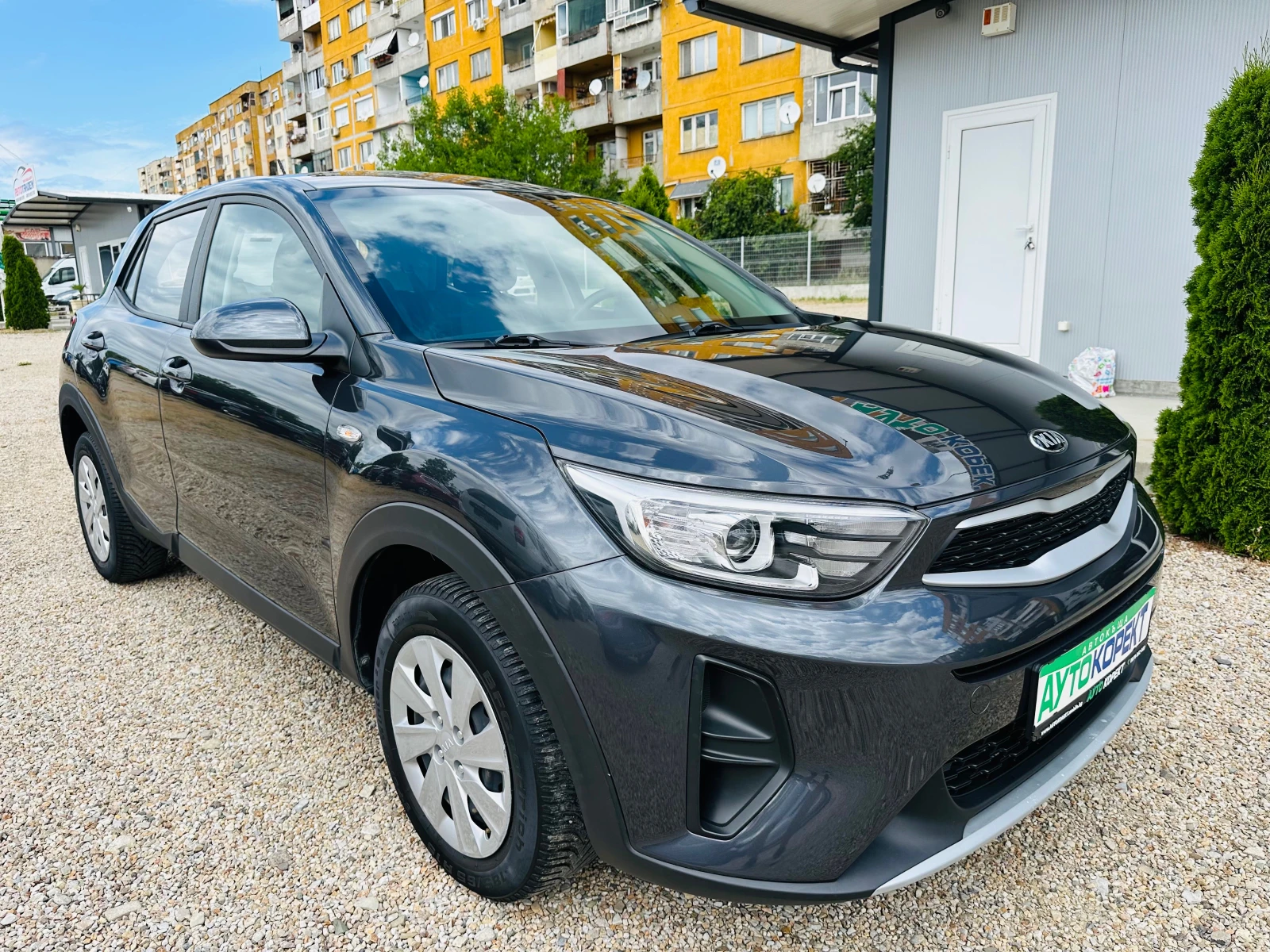 Kia Stonic 1.4i КАТО НОВА