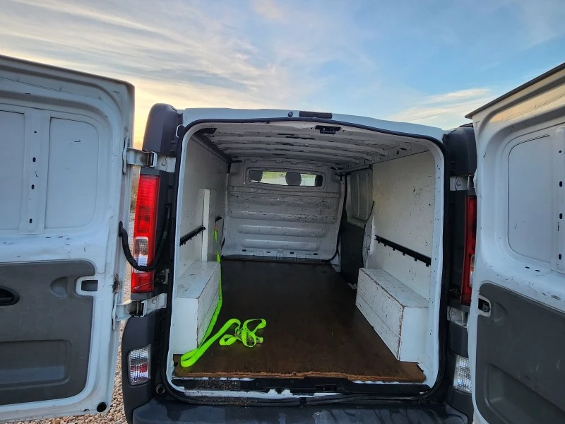 Opel Vivaro Нисан Примастар Дълга база, снимка 6 - Бусове и автобуси - 44506159