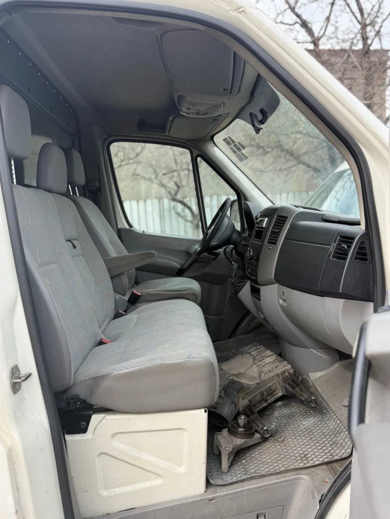VW Crafter, снимка 5 - Бусове и автобуси - 53585714
