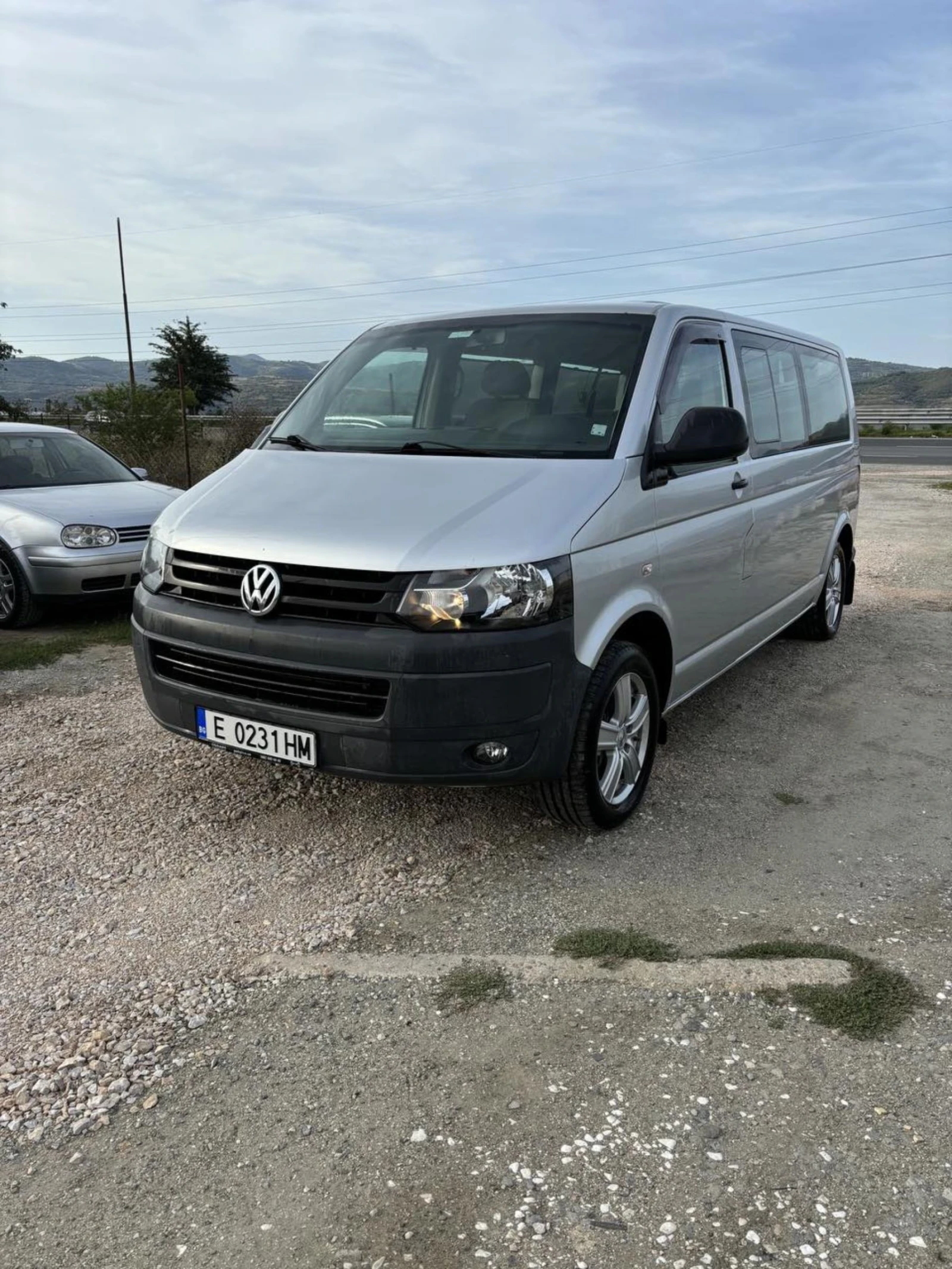 VW Caravelle 8+ 1 - изображение 2