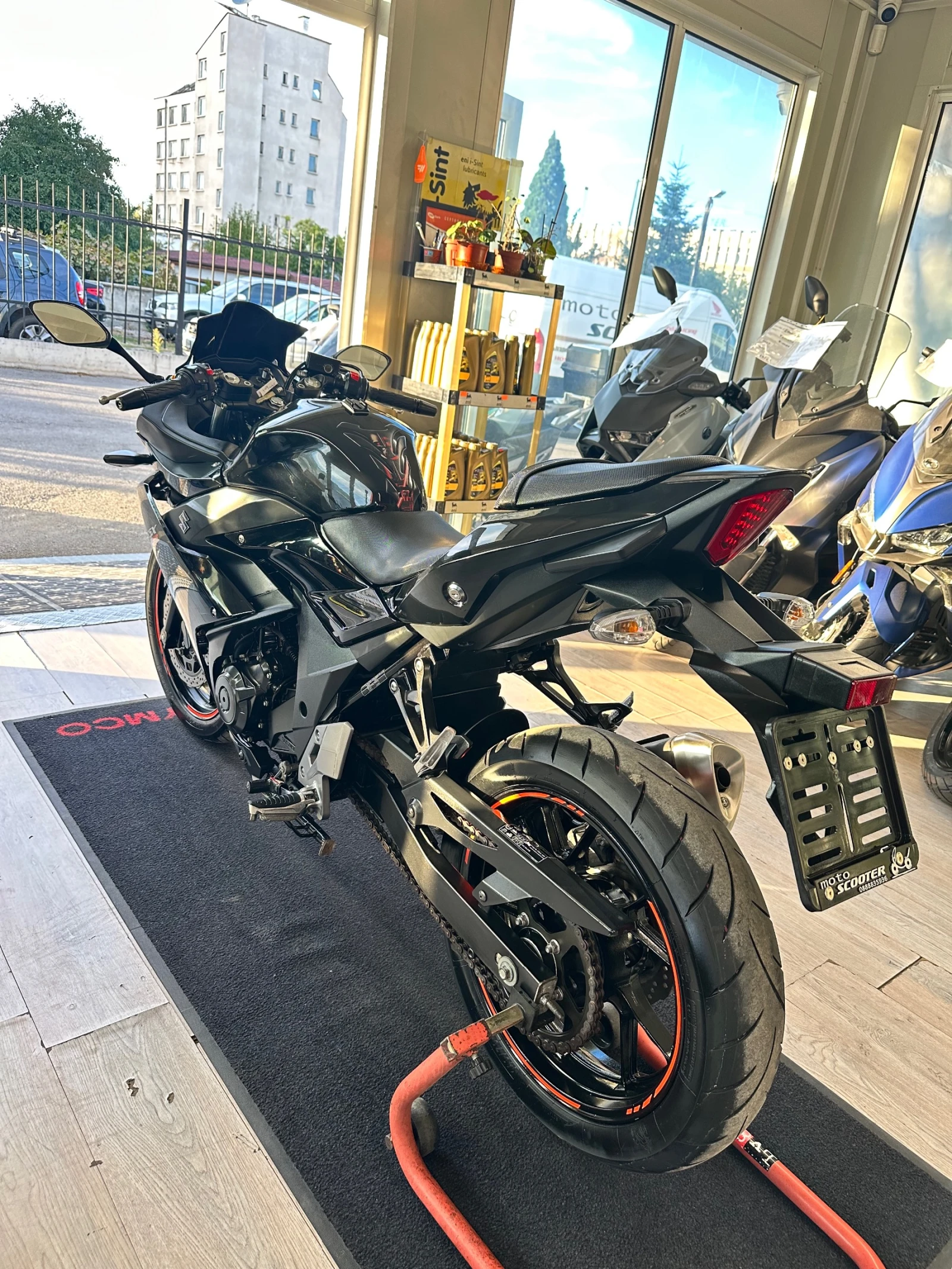 Suzuki Gsxr 250i ABS 05.2021г., снимка 8 - Мотоциклети и мототехника - 56316327
