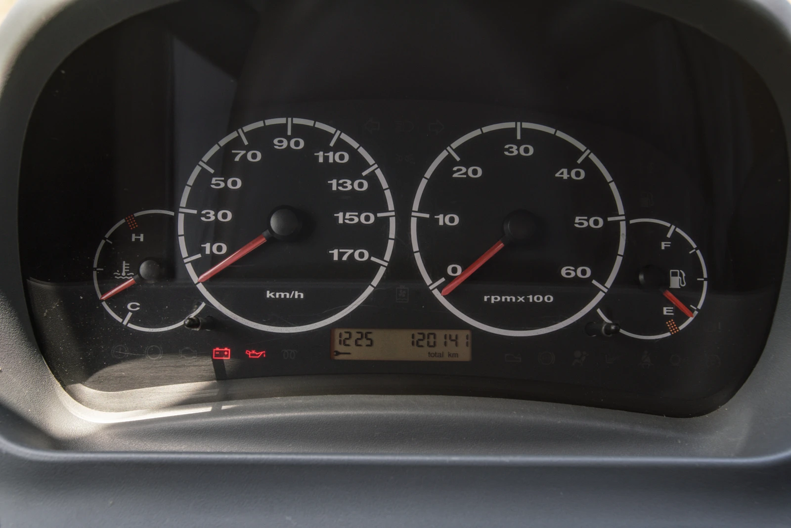 Кемпер LMC LIBERTY 6650 TI, снимка 5 - Каравани и кемпери - 55682425