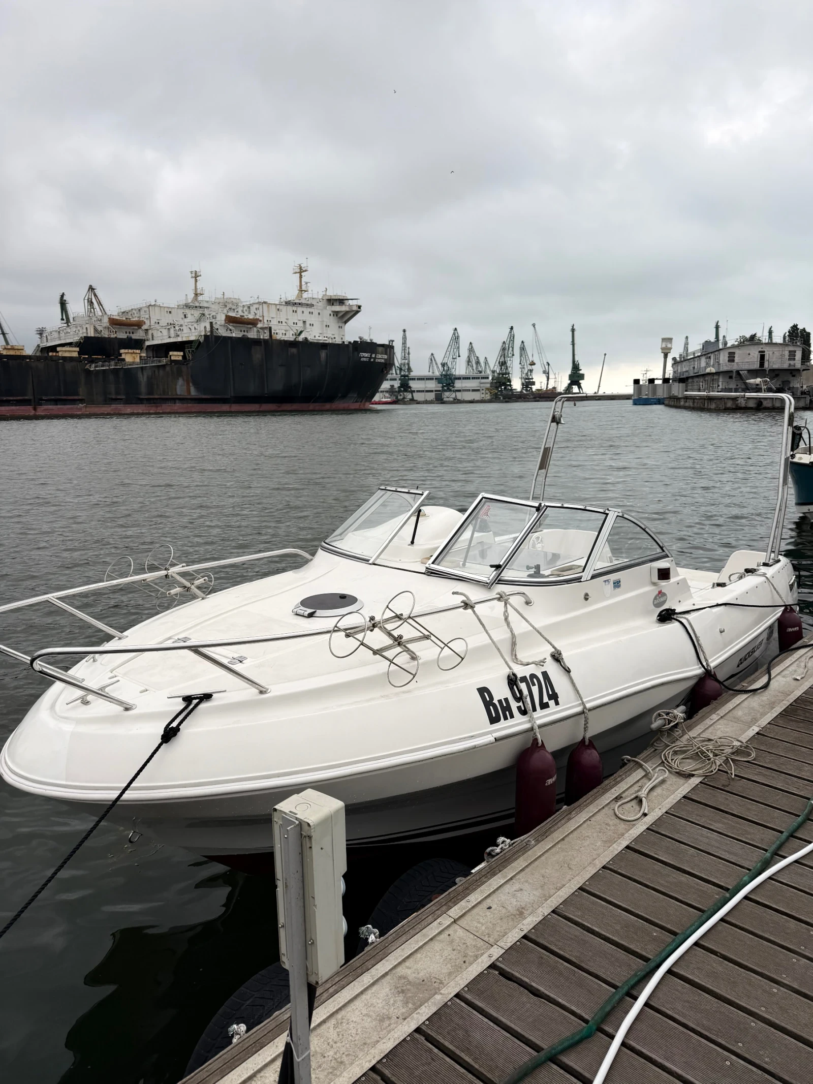 Моторна яхта Quicksilver 620 Flamingo, снимка 7 - Воден транспорт - 54873514