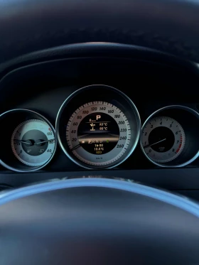 Mercedes-Benz C 300 AMG   РЕАЛНИ км   Harman Kardon   LED   Шибедах, снимка 13
