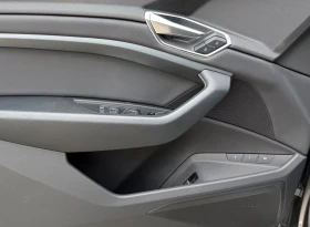 Audi E-Tron 50 Quattro , снимка 8
