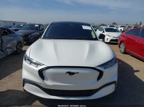 Ford Mustang Mach-E Premium RWD, снимка 13
