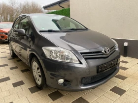 Toyota Auris 1, 6 Бензин, снимка 3