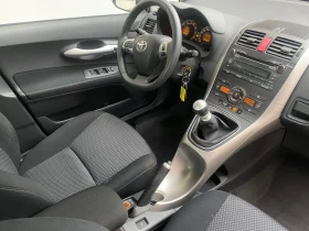 Toyota Auris 1, 6 Бензин, снимка 7