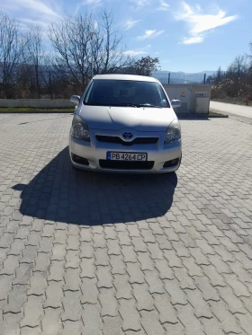 Toyota Corolla verso, снимка 14