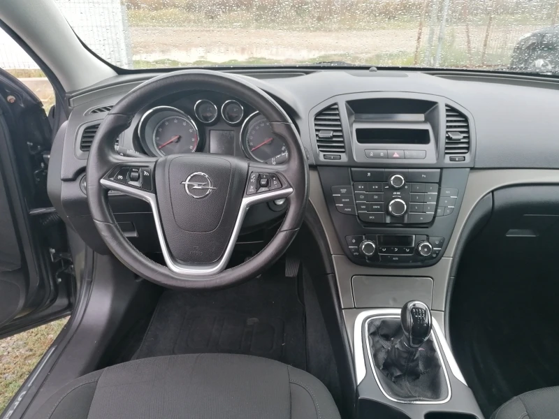 Opel Insignia 1.6i, снимка 11 - Автомобили и джипове - 37854750