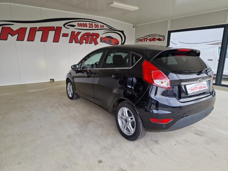 Ford Fiesta 1.5 75кс  NAVI, снимка 5 - Автомобили и джипове - 46357015