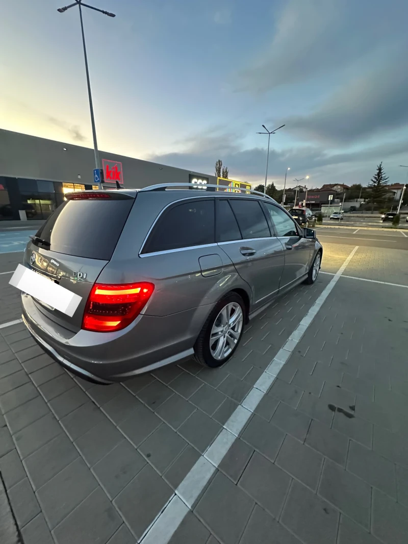 Mercedes-Benz 220 CDI, снимка 4 - Автомобили и джипове - 47539142