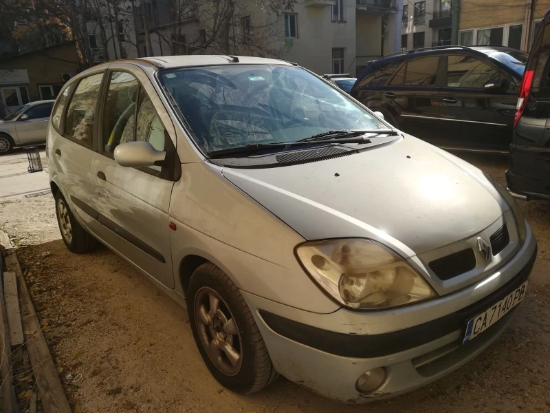 Renault Scenic, снимка 2 - Автомобили и джипове - 47961465