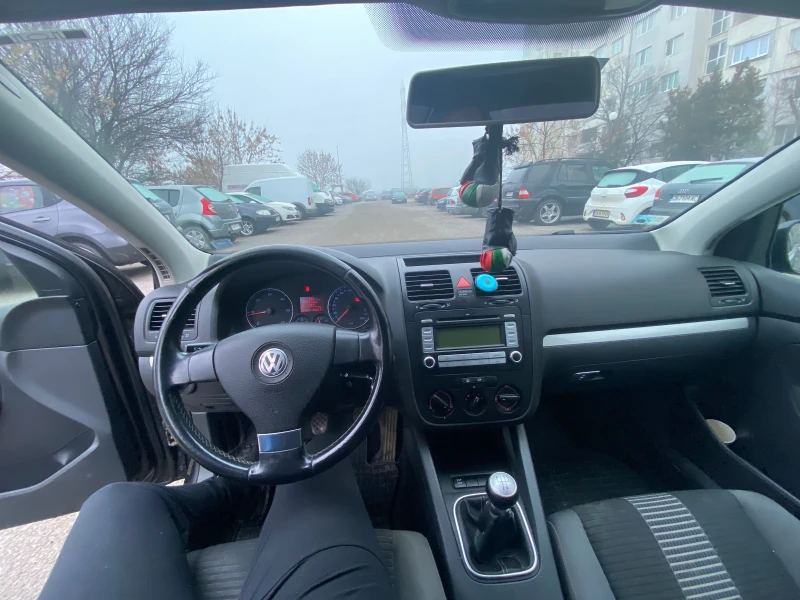 VW Golf, снимка 8 - Автомобили и джипове - 48566006