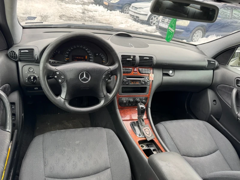 Mercedes-Benz C 220 CDI , снимка 9 - Автомобили и джипове - 49397806