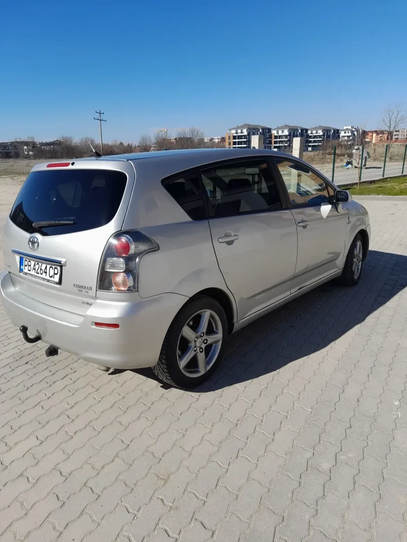 Toyota Corolla verso, снимка 12 - Автомобили и джипове - 49416111