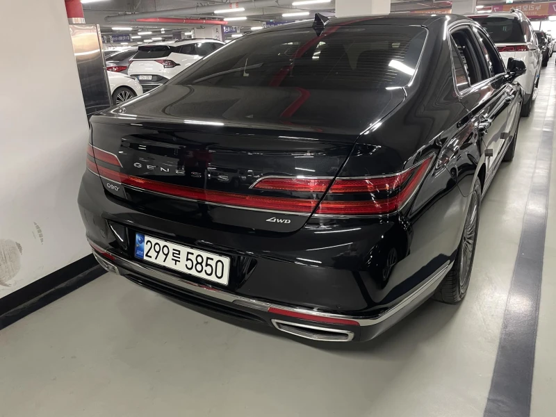 Genesis G90 3.8 AWD, снимка 2 - Автомобили и джипове - 52474553