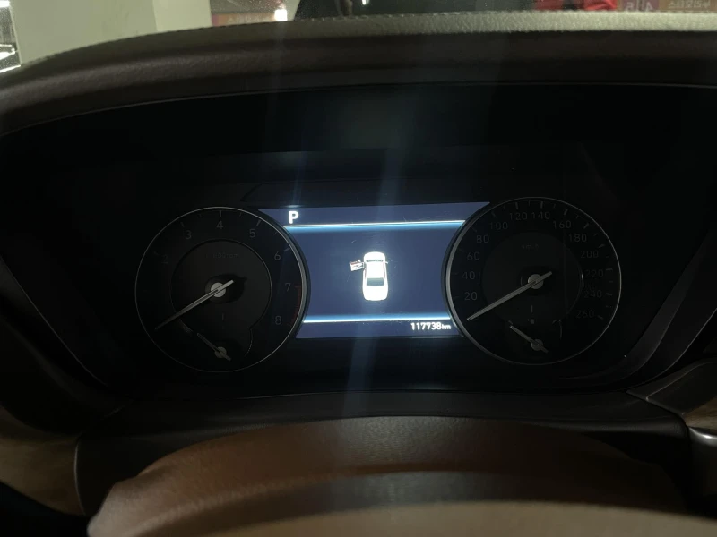 Genesis G90 3.8 AWD, снимка 13 - Автомобили и джипове - 52474553