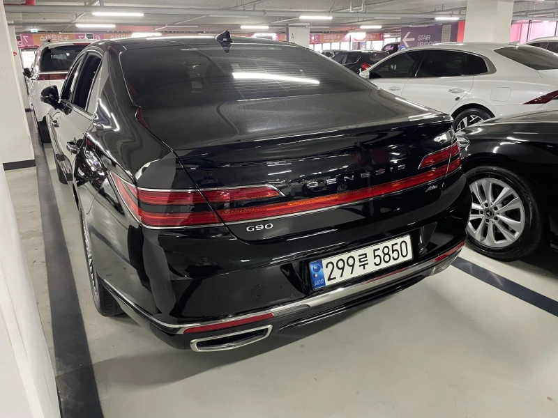 Genesis G90 3.8 AWD, снимка 4 - Автомобили и джипове - 52474553