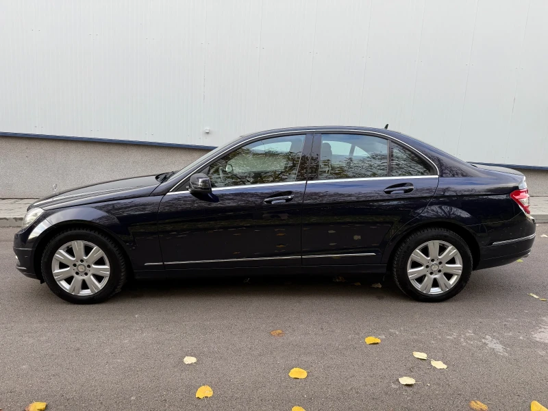 Mercedes-Benz C 300 V6, снимка 6 - Автомобили и джипове - 52486139