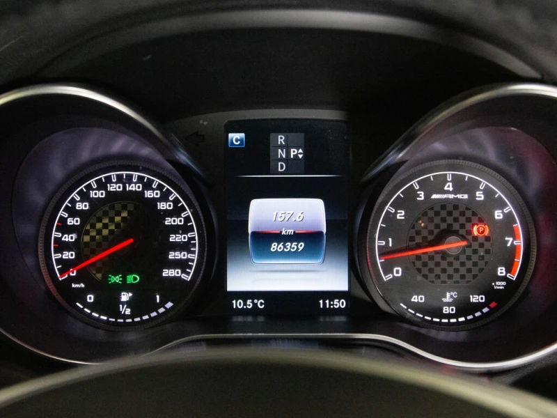 Mercedes-Benz C 43 AMG * * CARFAX * * АВТО КРЕДИТ * * , снимка 10 - Автомобили и джипове - 52582409