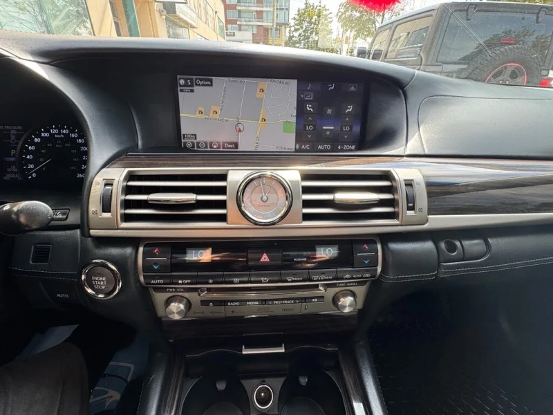 Lexus LS 460 L* MARK LVS* МАСАЖ* ПОДГРЕВ* ОБДУХВАНЕ* КАМЕРА, снимка 10 - Автомобили и джипове - 53251387