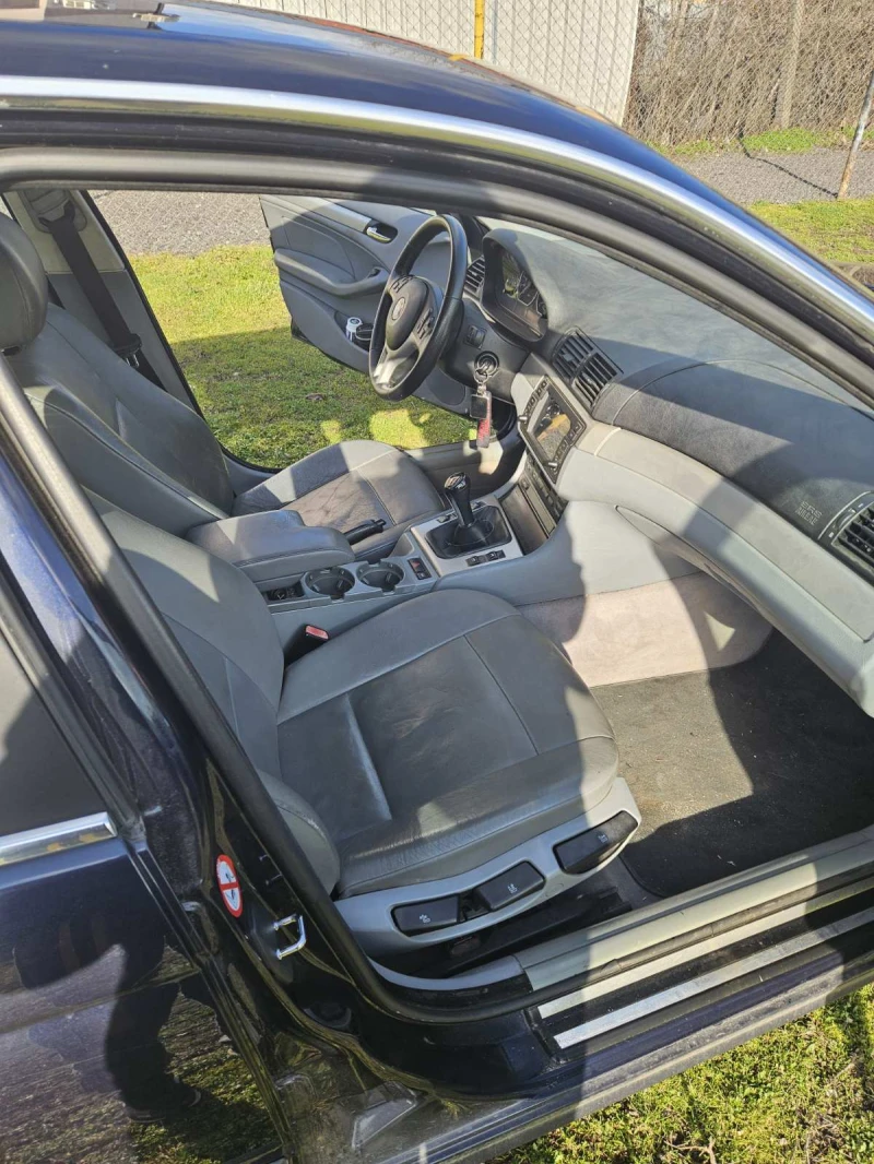 BMW 330, снимка 9 - Автомобили и джипове - 53402143