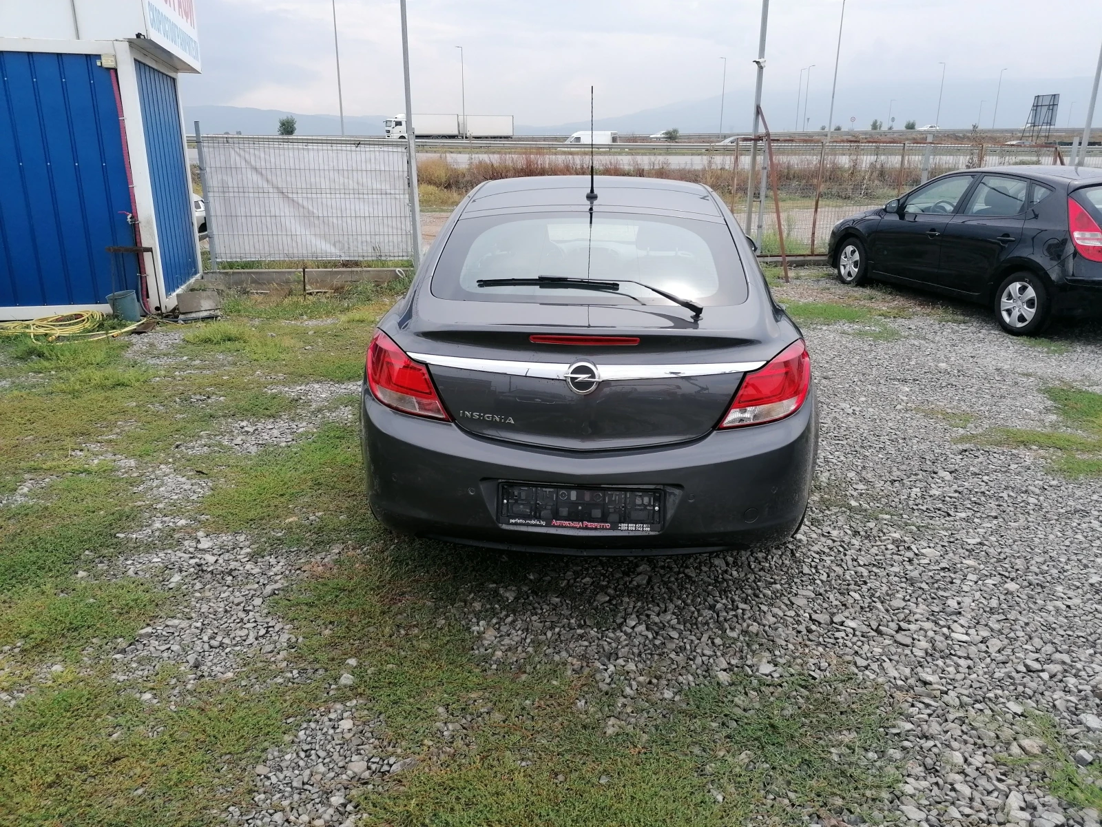 Opel Insignia 1.6i - изображение 4