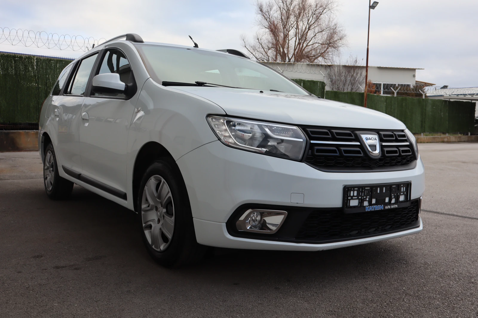 Dacia Logan MCV-1.5DCI - изображение 3