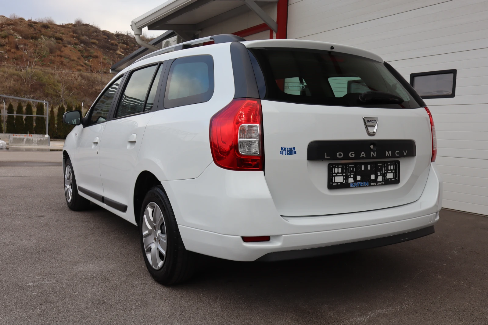 Dacia Logan MCV-1.5DCI - изображение 6