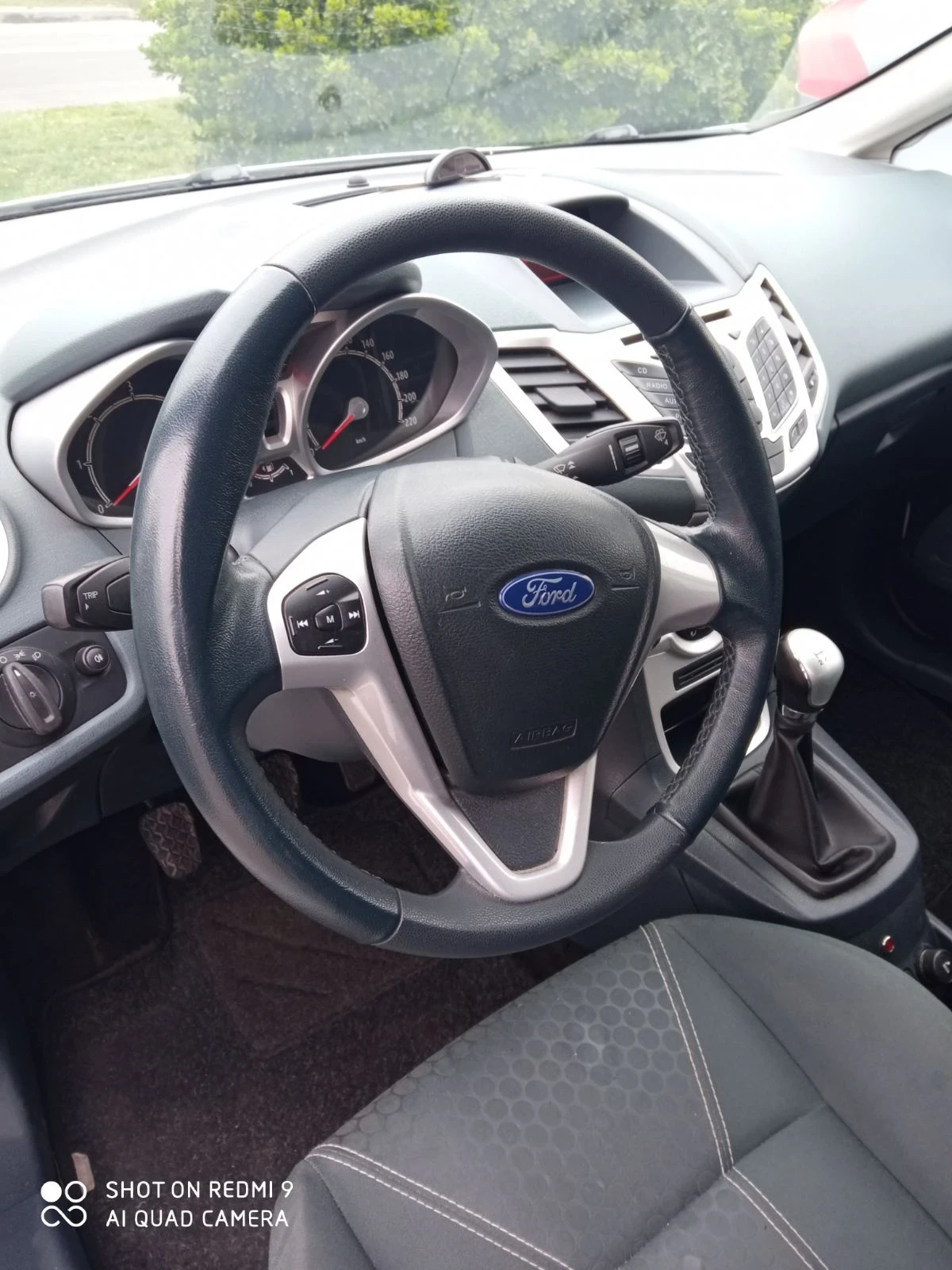 Ford Fiesta 1.6  90 кс - изображение 7