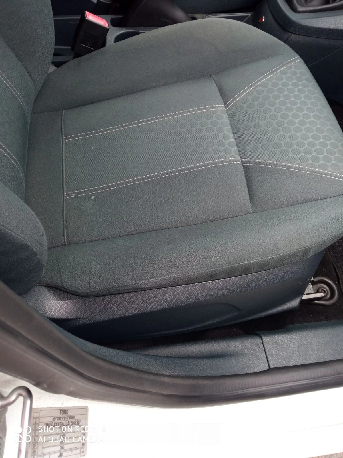 Ford Fiesta 1.6  90 кс - изображение 10
