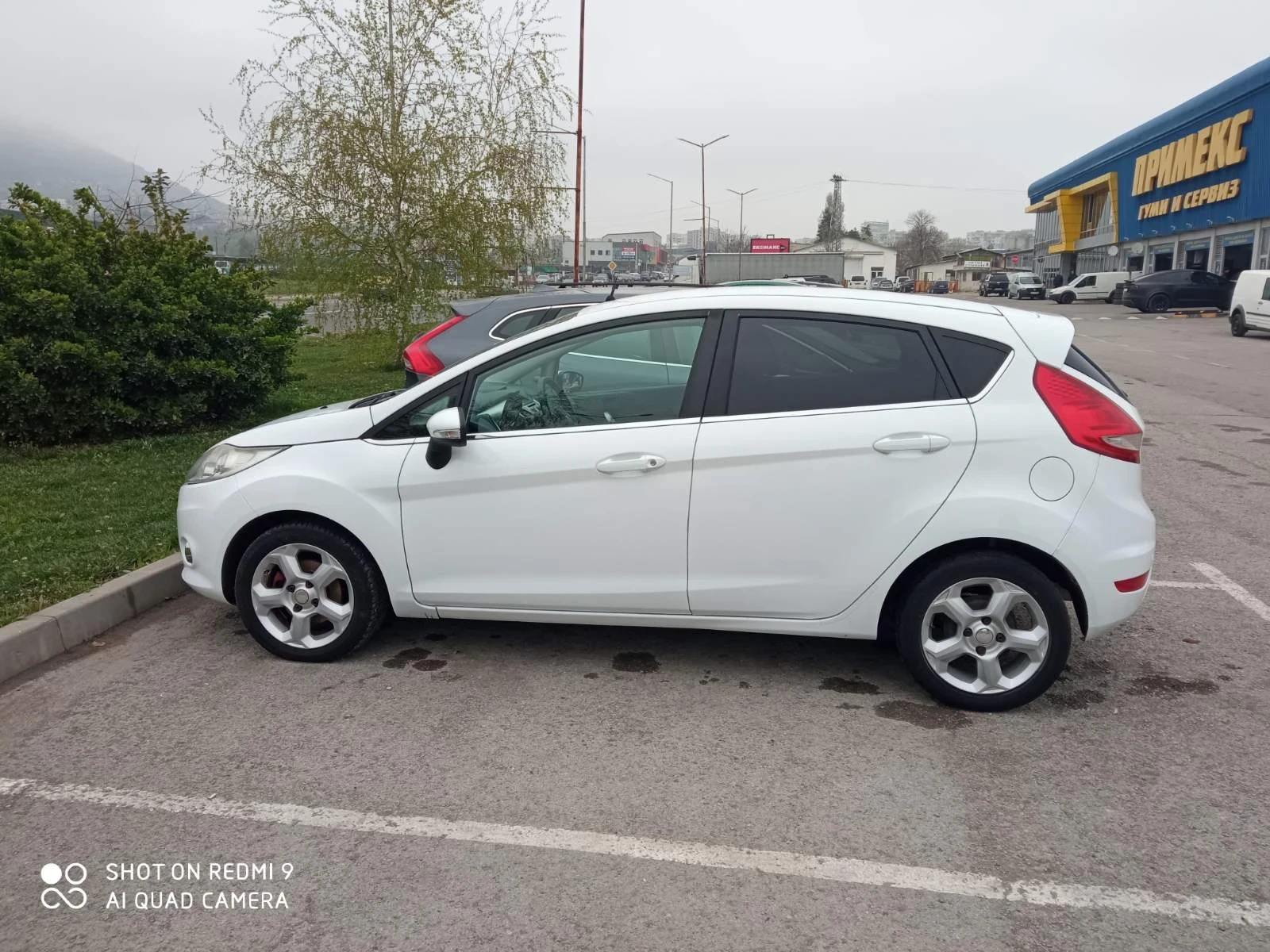 Ford Fiesta 1.6  90 кс - изображение 3