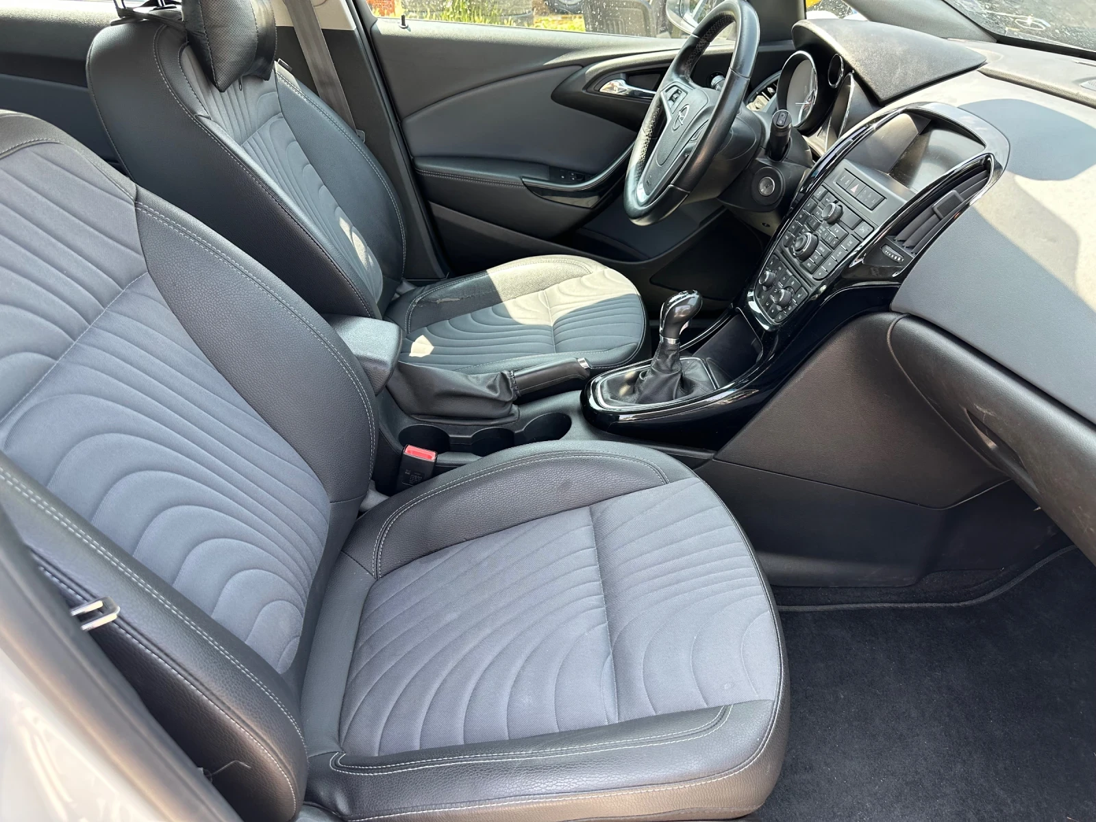 Opel Astra 1.6d ecoFLEX start&stop - изображение 10