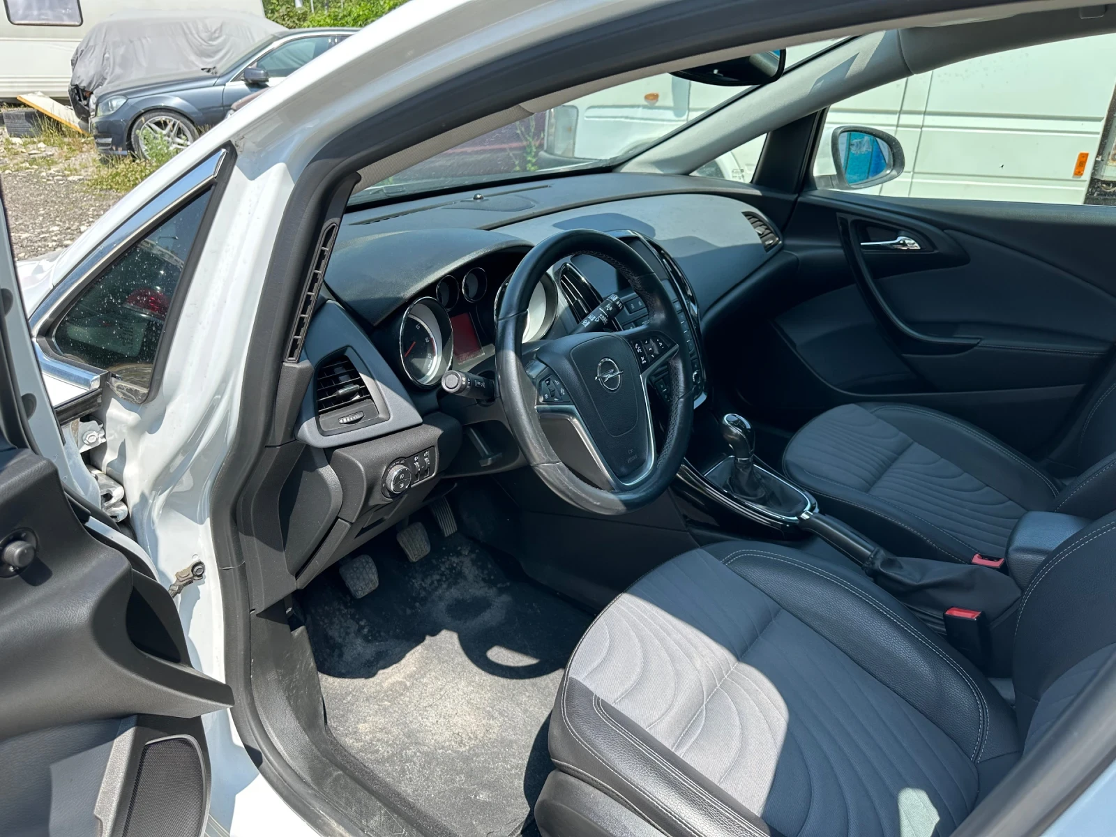 Opel Astra 1.6d ecoFLEX start&stop - изображение 7