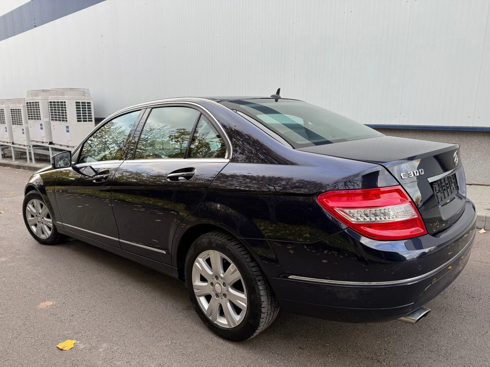 Mercedes-Benz C 300 V6 - изображение 5