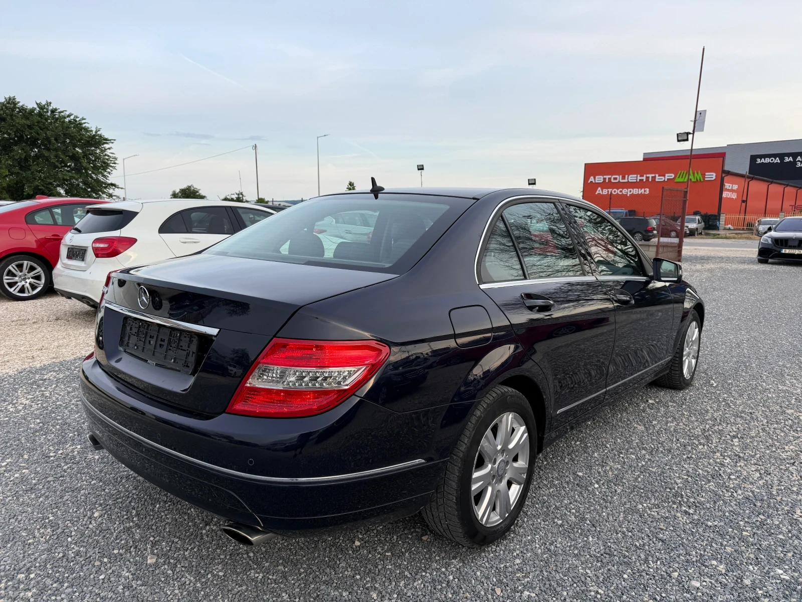 Mercedes-Benz C 300 V6, снимка 4 - Автомобили и джипове - 52486139