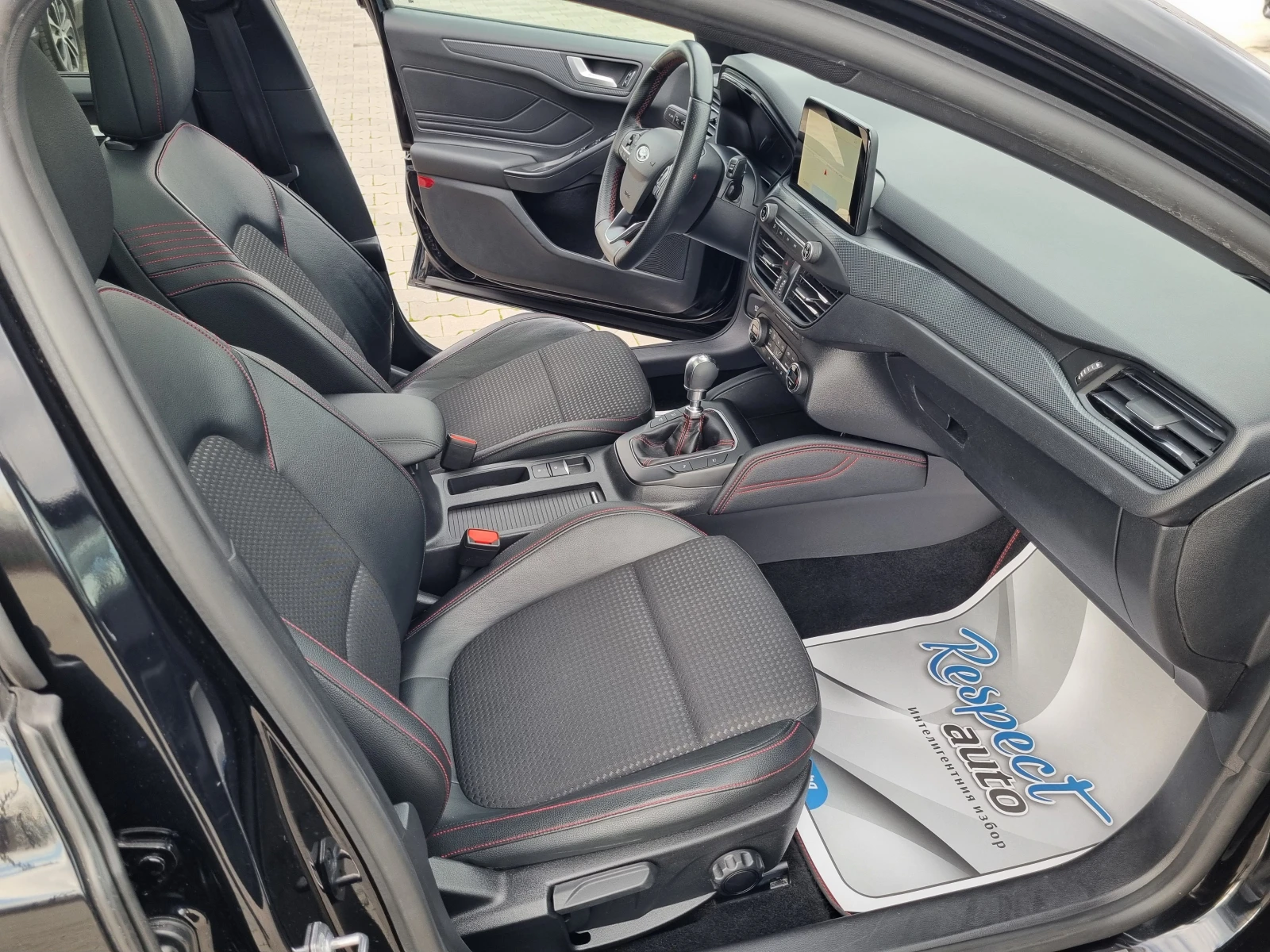 Ford Focus ST-LINE 2020г. 1.5D-120ps - изображение 10