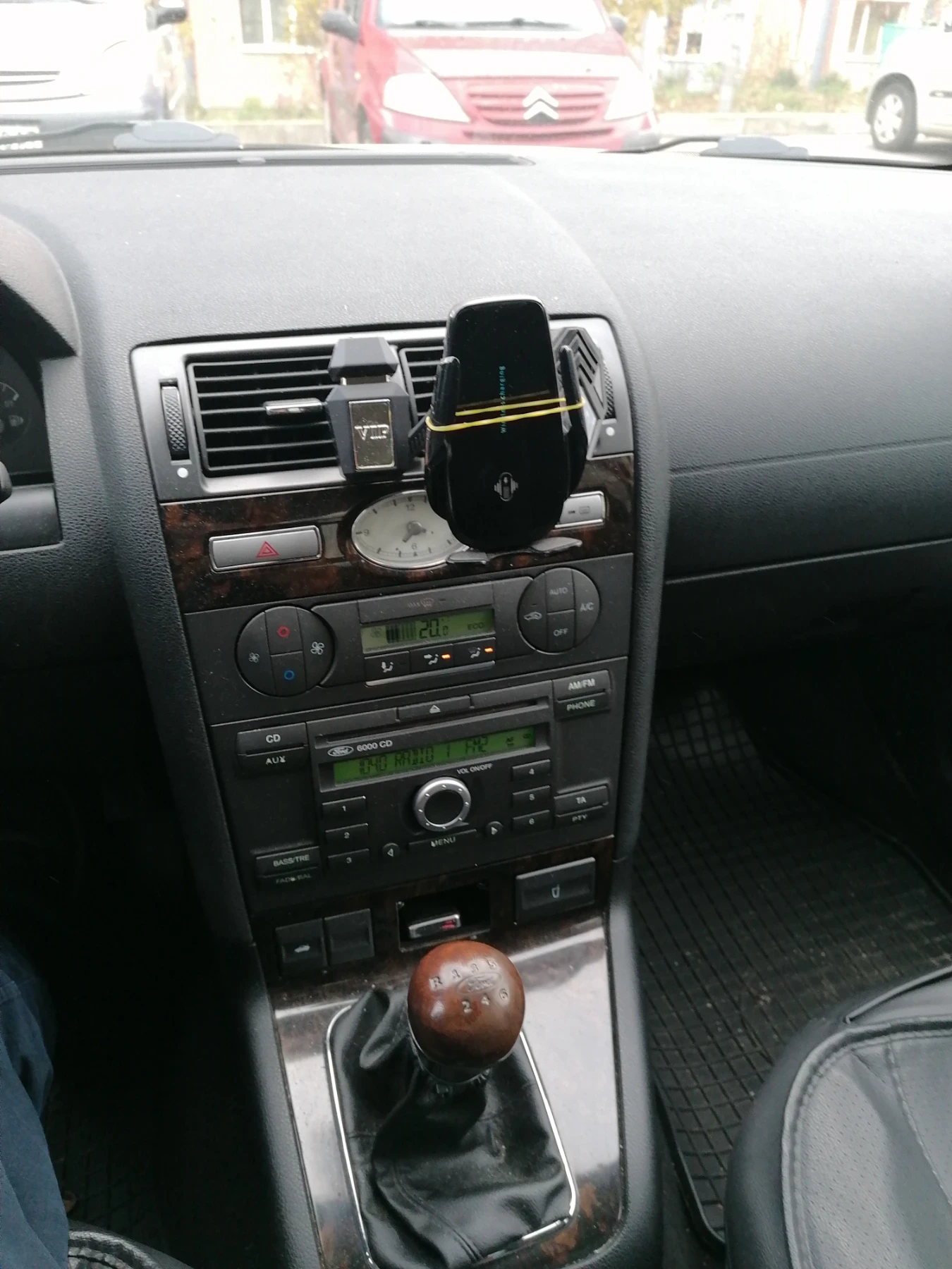 Ford Mondeo MK3 2.0 TDCI - изображение 6