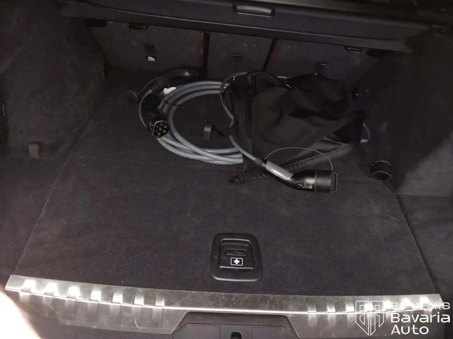 BMW 330 e xDrive Touring M Sport Paket Sportautomatic | Mobile.bg   13