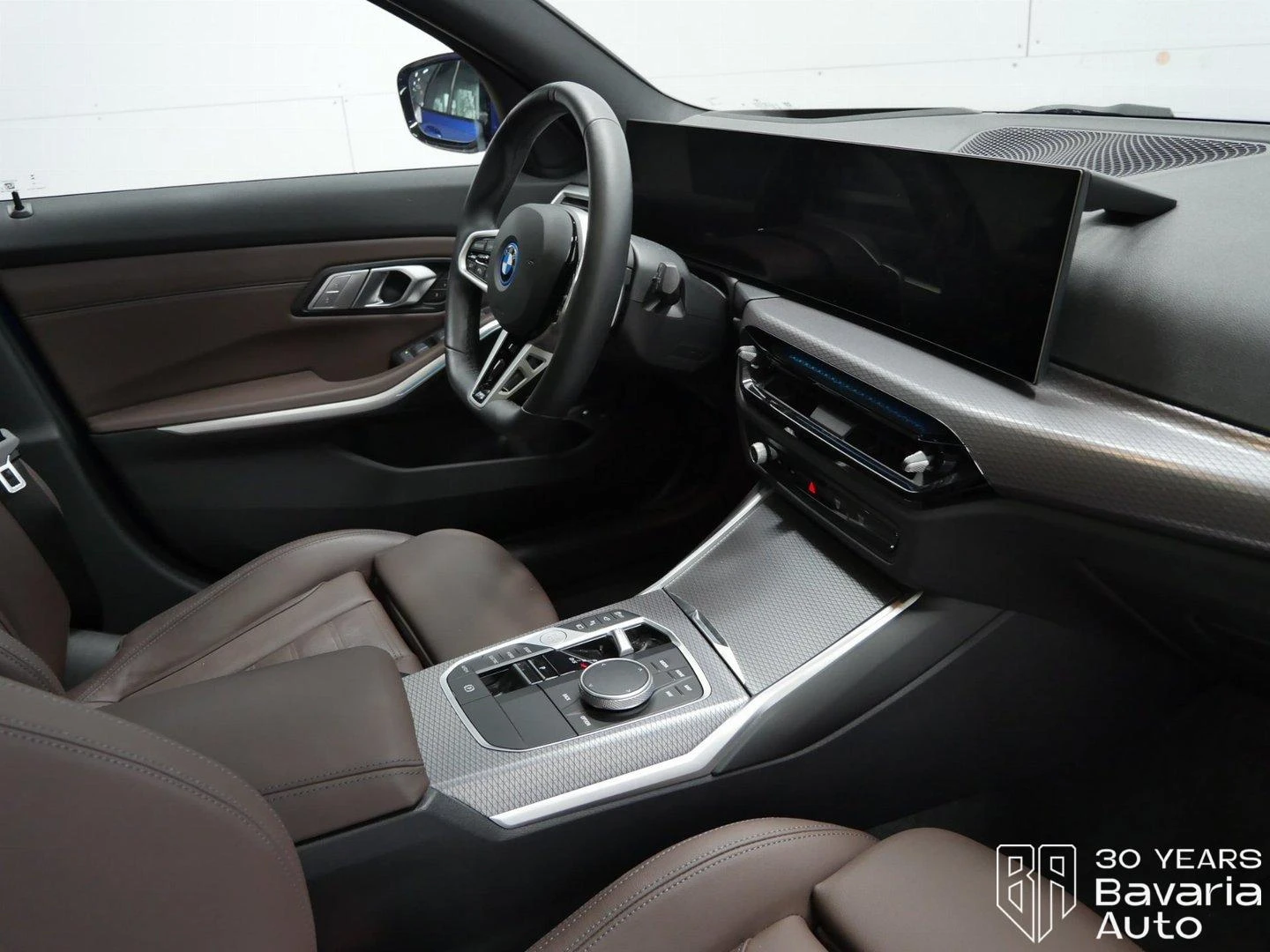 BMW 330 e xDrive Touring M Sport Paket Sportautomatic | Mobile.bg   7
