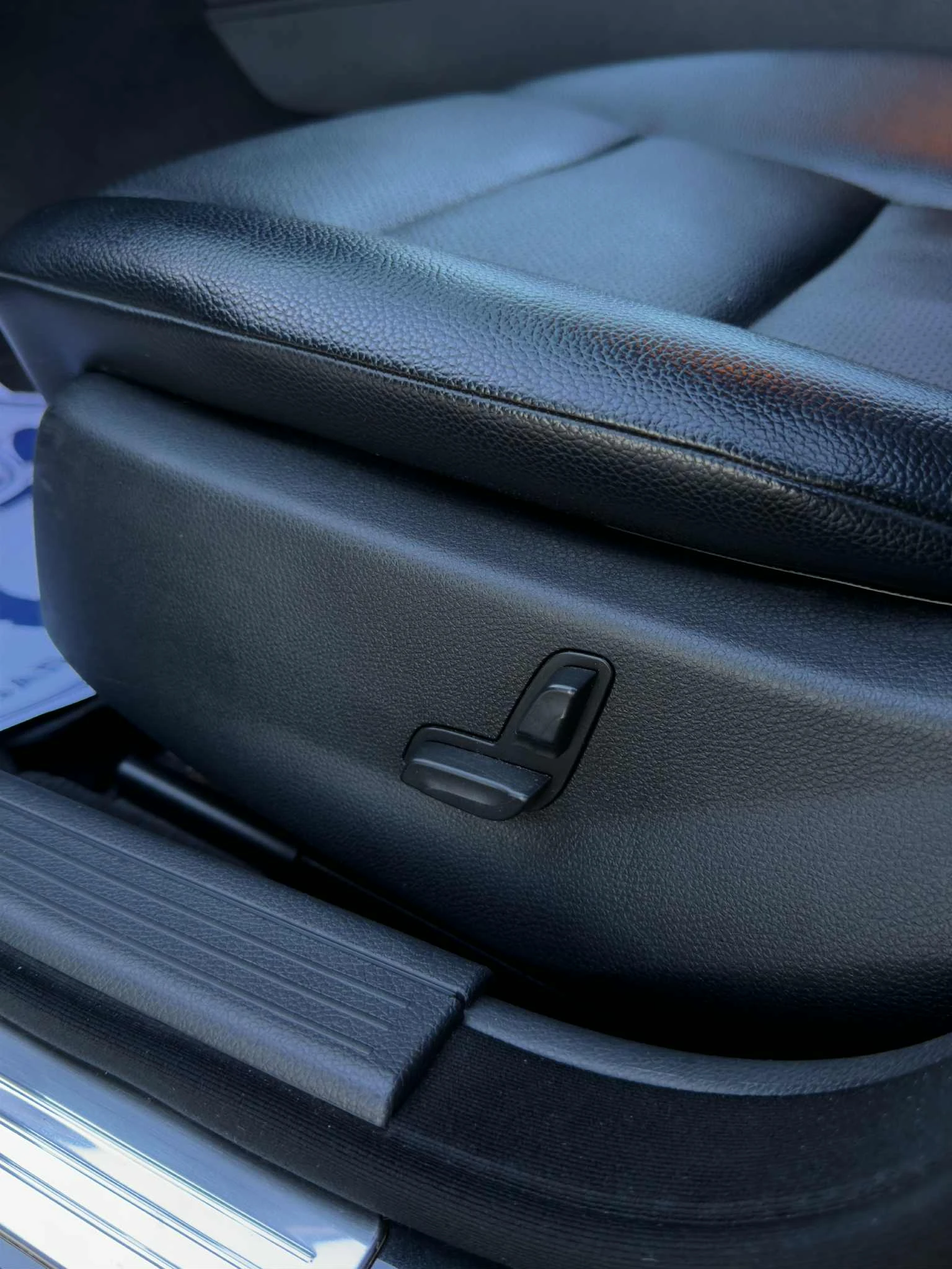 Mercedes-Benz C 300 AMG   ������ ��   Harman Kardon   LED   ������� | Mobile.bg � ����������� 16