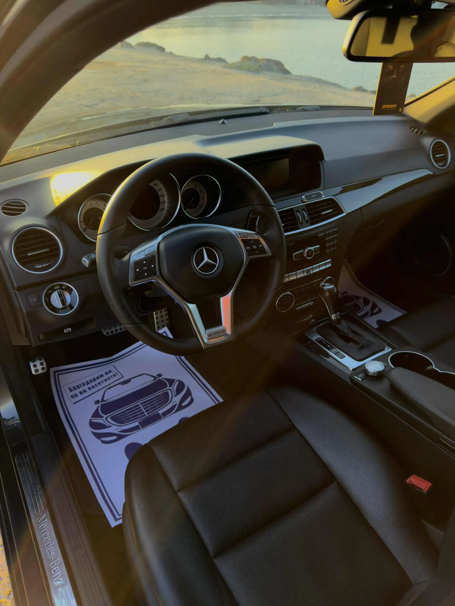 Mercedes-Benz C 300 AMG   РЕАЛНИ км   Harman Kardon   LED   Шибедах - изображение 7