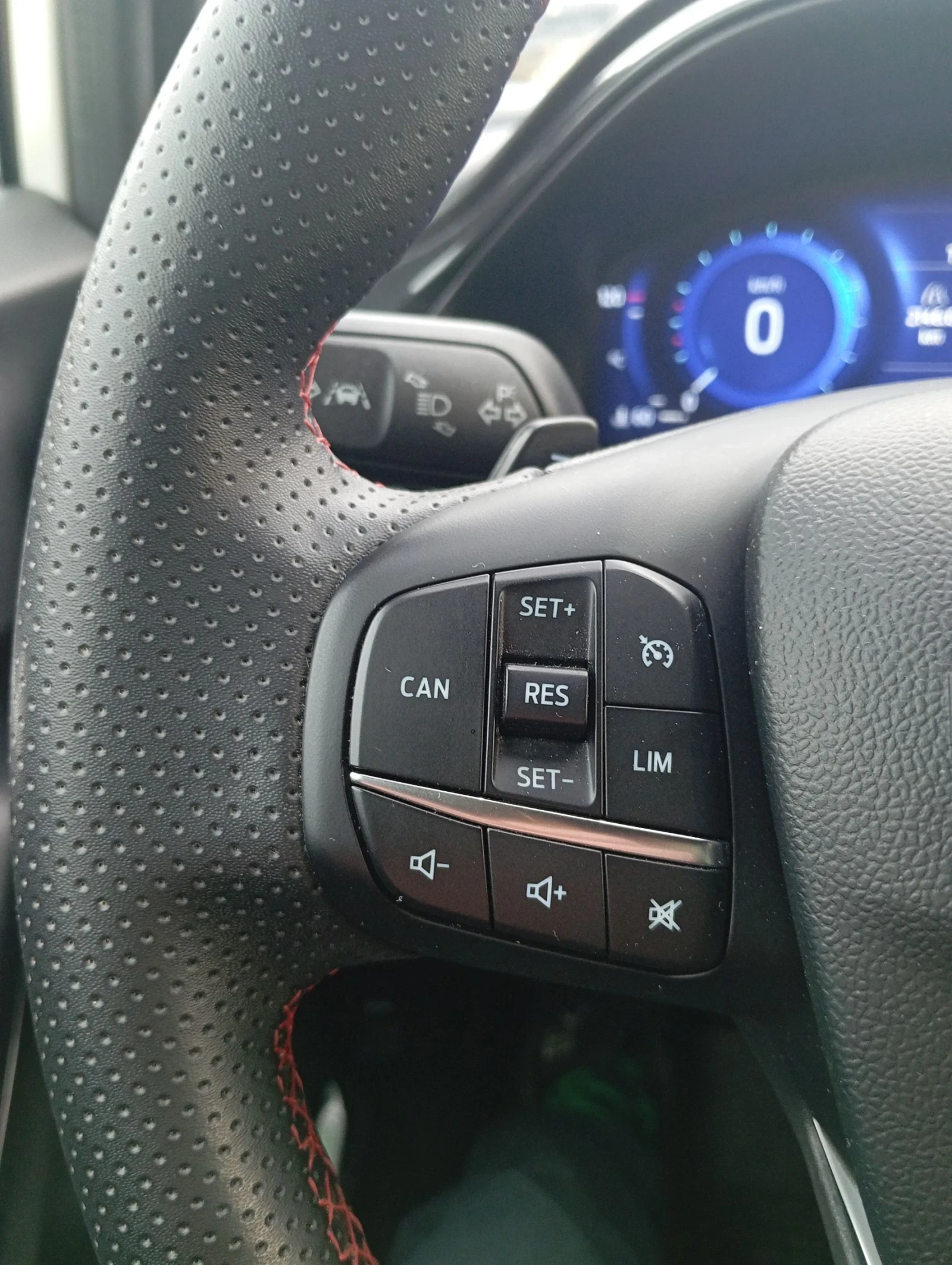 Ford Puma, снимка 12 - Автомобили и джипове - 53304064