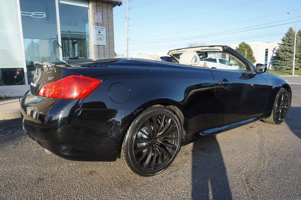 Infiniti G37  - изображение 8