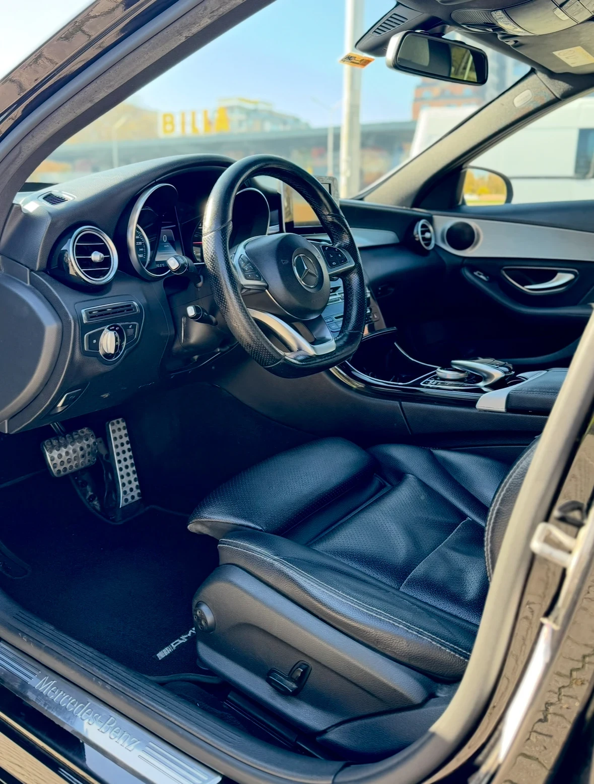 Mercedes-Benz C 220, снимка 8 - Автомобили и джипове - 53929157